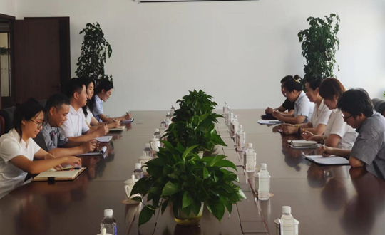 5. 康養(yǎng)合作公司組織召開上半年《尊龍凱時人生就是贏視野》撰稿、投稿工作總結(jié)會_副本.png