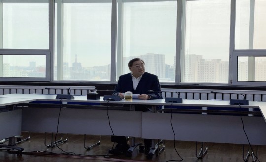 0.封面：董事長在集團開年會議上做重要講話_副本.jpg